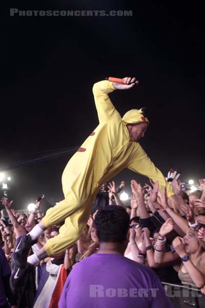 DIE ANTWOORD - 2015-06-27 - PARIS - Hippodrome de Longchamp - Watkin Tudor Jones Jr. [Ninja]